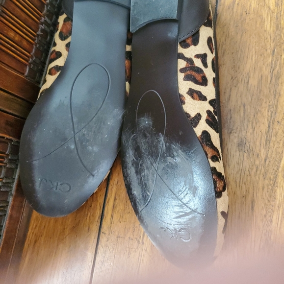 Calvin Klein Jeans animal print flats - Picture 3 of 3